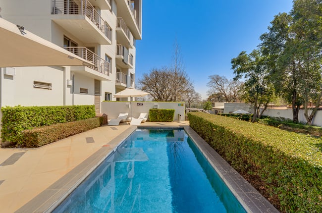 Capital on Bath, Rosebank
