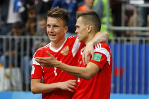 Denis+Cheryshev+Aleksandr+Golovin+Russia